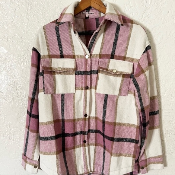Bailey Rose‎ Pink Plaid Flannel Shacket - Picture 5 of 7